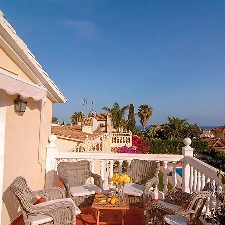 Heated Pool Directly On The Marbella