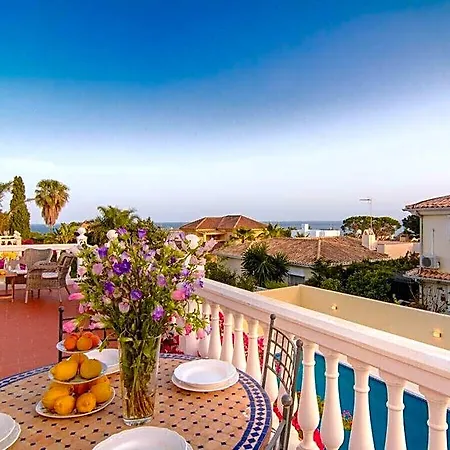 Heated Pool Directly On The 3* Marbella